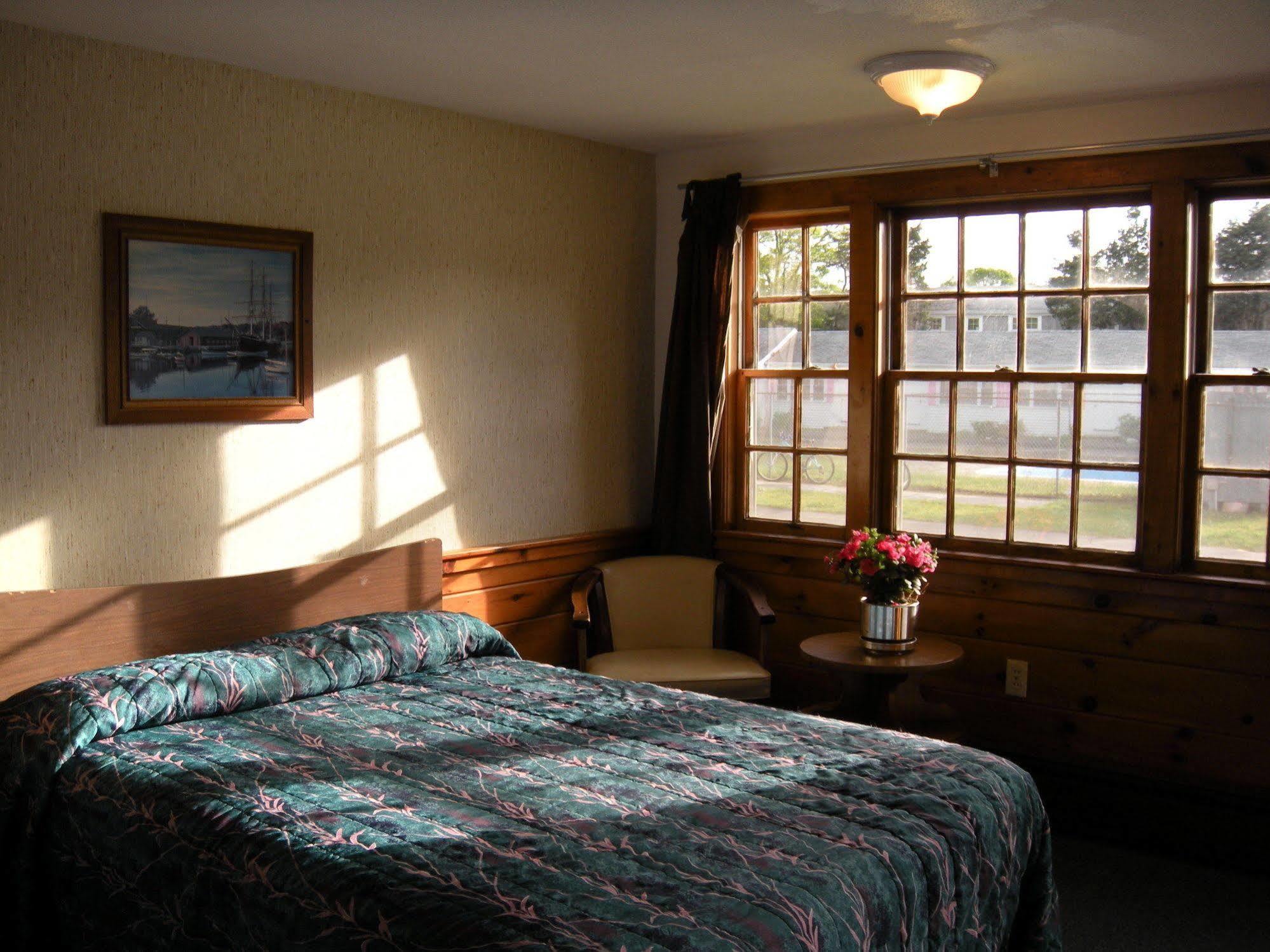 Bass River Motel Саут-Ярмут Экстерьер фото